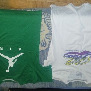 Nike Green and White Short Sleeve Tees